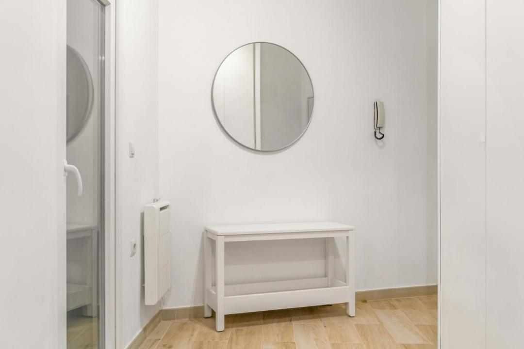 1 Bedrooms 1 Bathroom Furnished - La Latina - Modern - Mintystay Apartamento Madrid